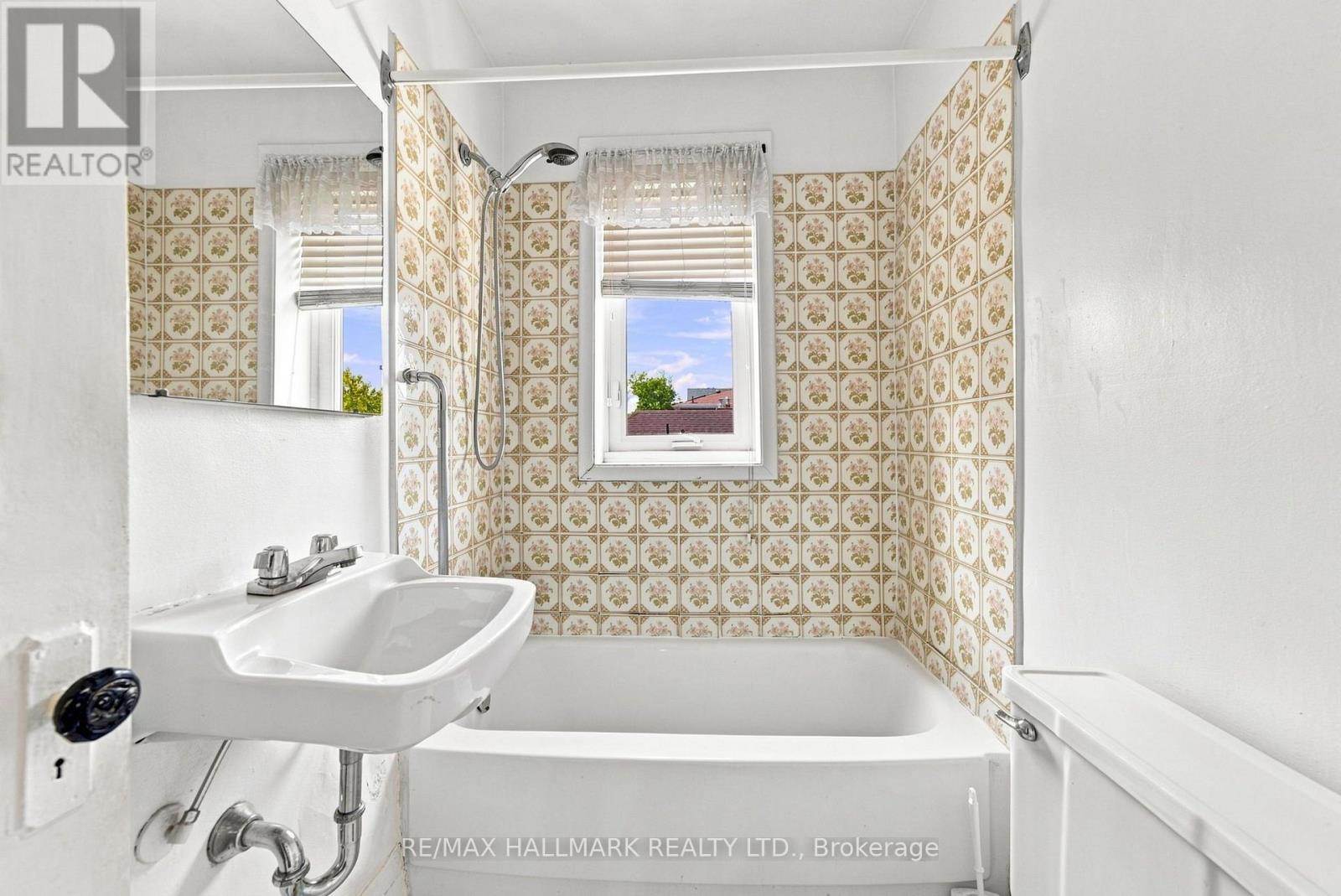 104 CHISHOLM AVENUE - Image 29