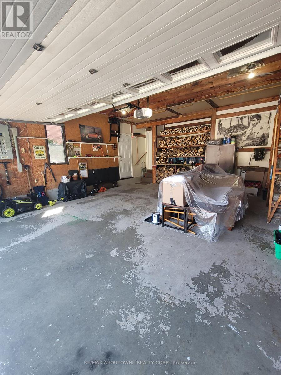 2023 LATIMER CRESCENT - 40