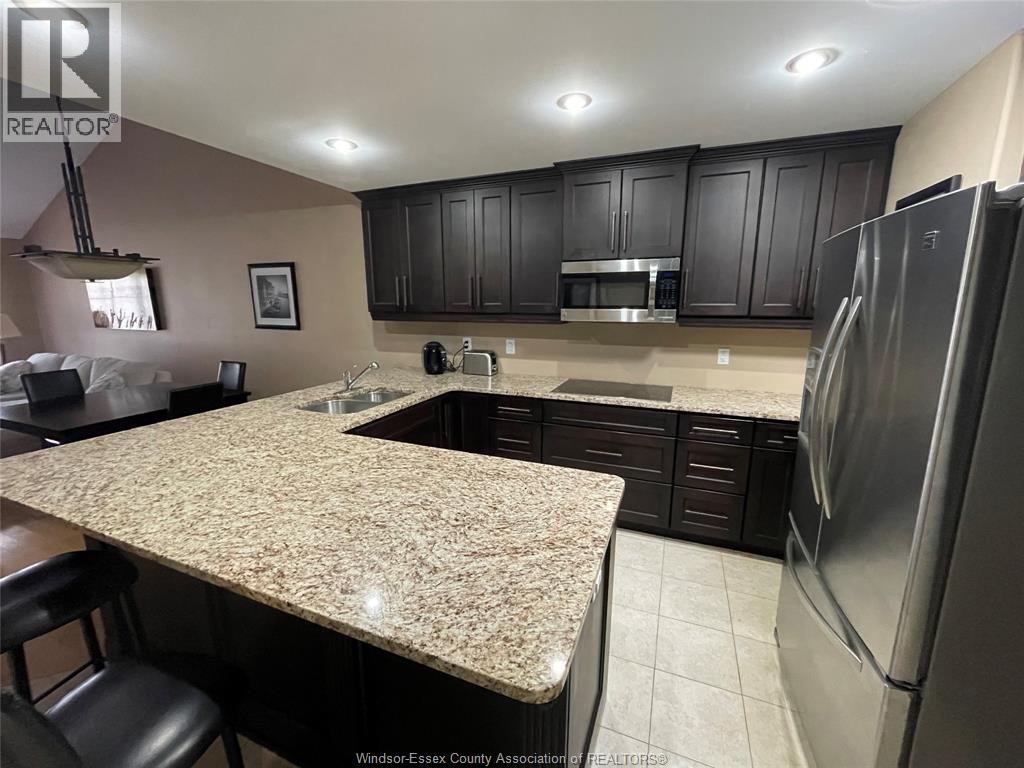 418 COOPER CRESCENT, Lakeshore — photo 9