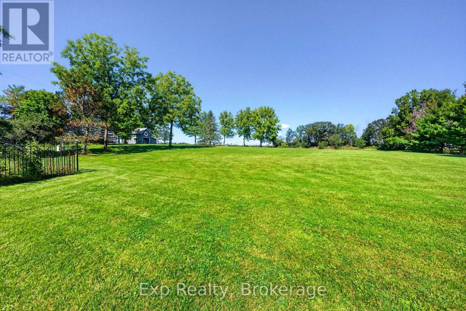 1745 LAZIER ROAD - 35