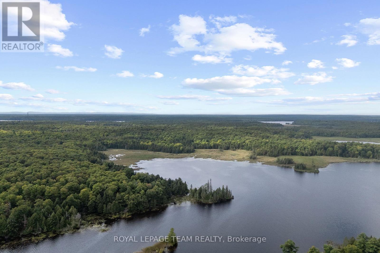 000 Windy Point Sideroad — photo 16