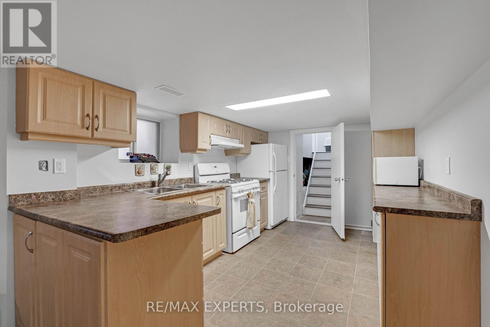 54 MARCHMOUNT ROAD - Image 26