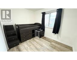 Main Floor - 81 United Square, Toronto, ON M1B2B9 Photo 12