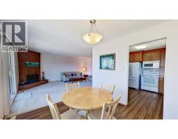 Living room - 5801 Dalgleish Road Nw, Calgary, AB T3A1K4 Photo 6