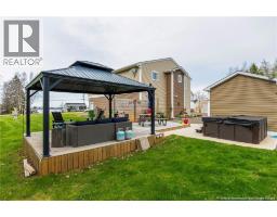 Kitchen - 355 Cornwall Road, Shediac, NB E4P1N9 Photo 9