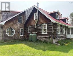 Foyer - 3512 East Big Intervale Rd., Margaree Valley, Margaree Valley, NS B0E2C0 Photo 12