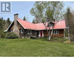 Sunroom - 3512 East Big Intervale Rd., Margaree Valley, Margaree Valley, NS B0E2C0 Photo 14