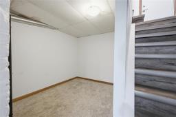 120 Lenore Street, Winnipeg, MB R3G2C3 Photo 32