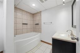 120 Lenore Street, Winnipeg, MB R3G2C3 Photo 35