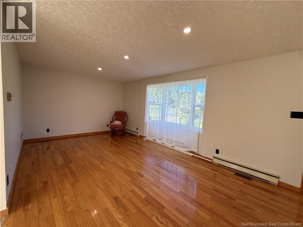 104 Manor Court - 9