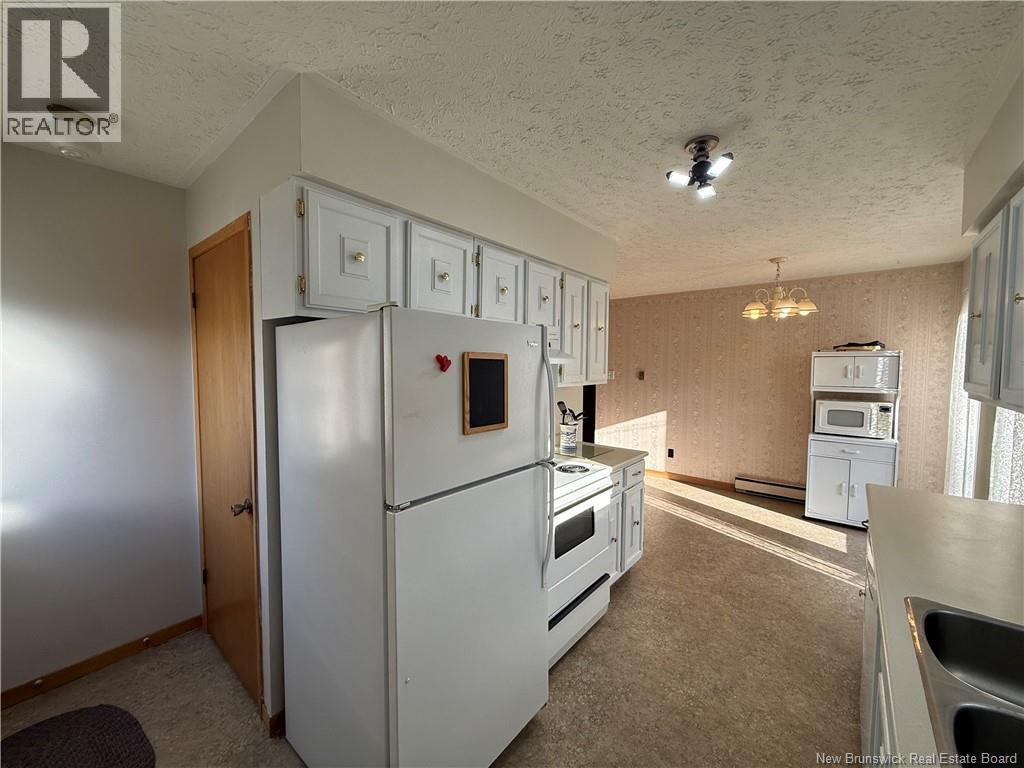 104 Manor Court - 4