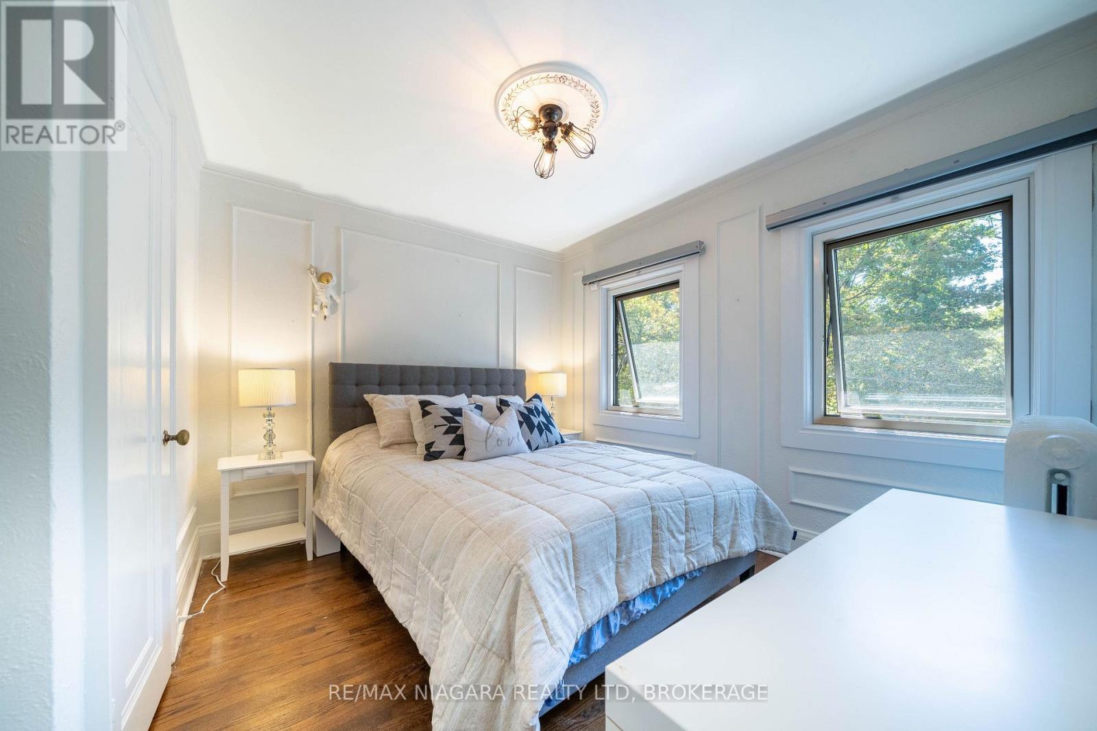 38 YONGE BOULEVARD - Image 27