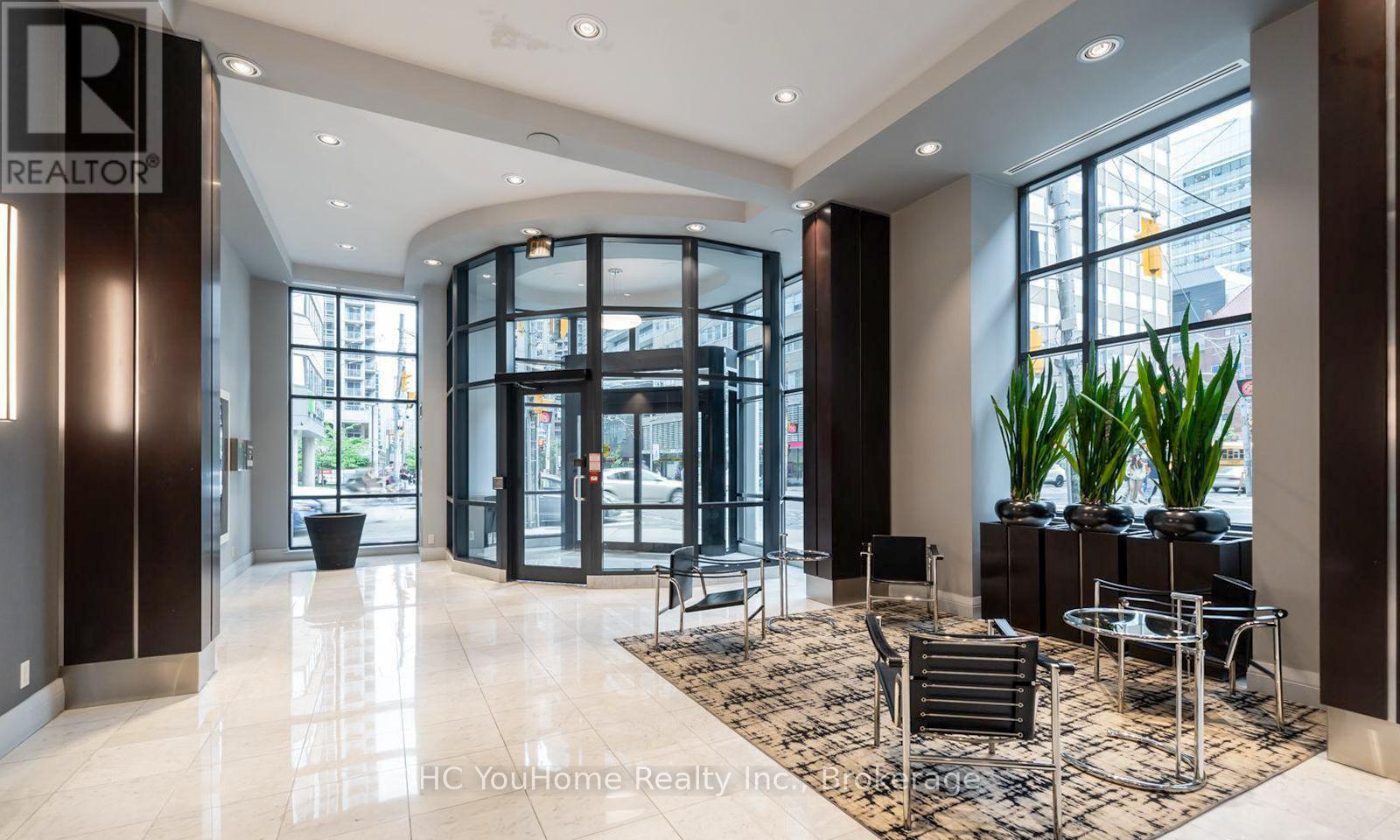 #607 801 Bay Street, Toronto (Bay Street Corridor), Ontario, M5S1Y9, Toronto (Bay Street Corridor), Ontario — photo 3 of 5