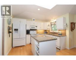 Breakfast - 137 Foxboro Drive, Baden, ON N3A3N2 Photo 14