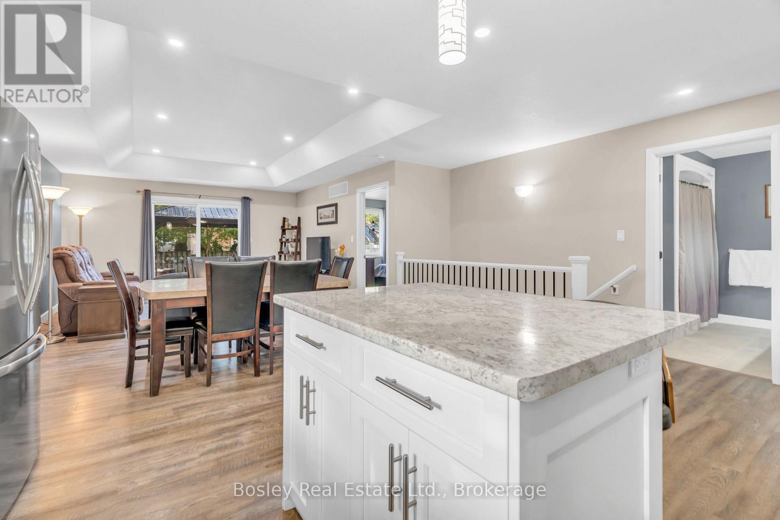 420 VICTORIA STREET - Image 14