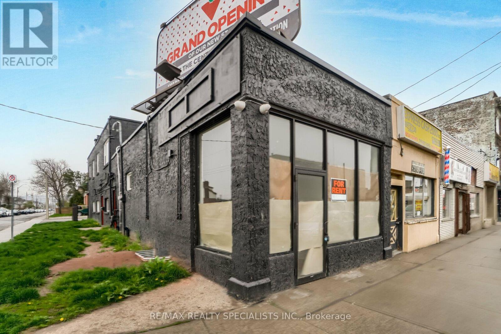 Photo of 1064 Barton Street