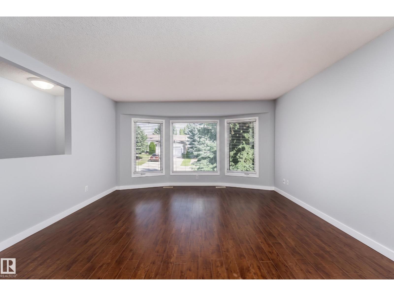 2512 46A ST NW - 11