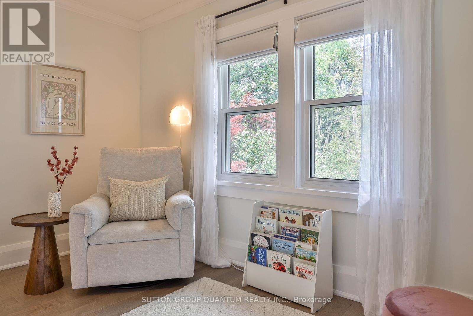 110 CASTLEFIELD AVENUE - Image 32