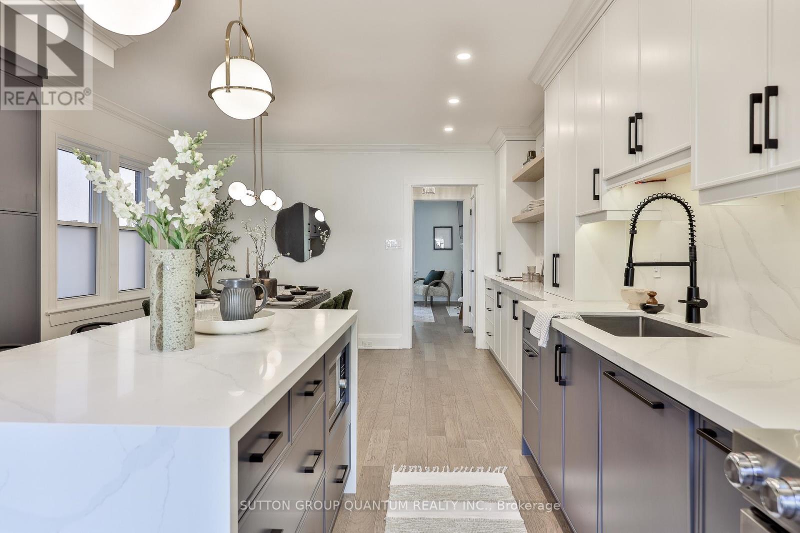 110 CASTLEFIELD AVENUE - Image 23