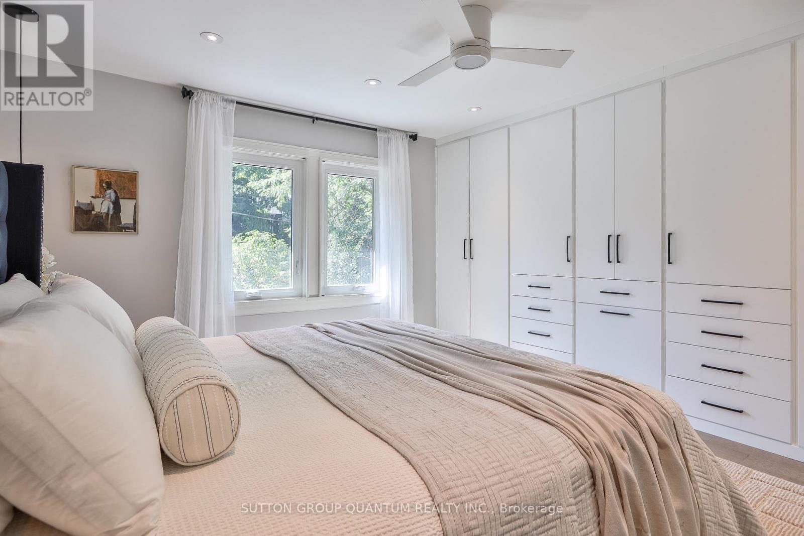 110 CASTLEFIELD AVENUE - Image 27