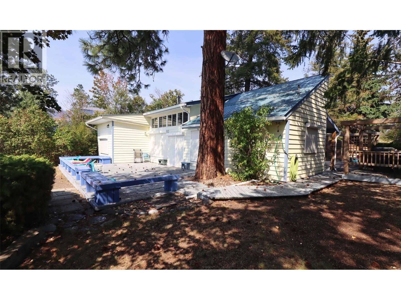 2505 Silvery Beach Road - Image 37