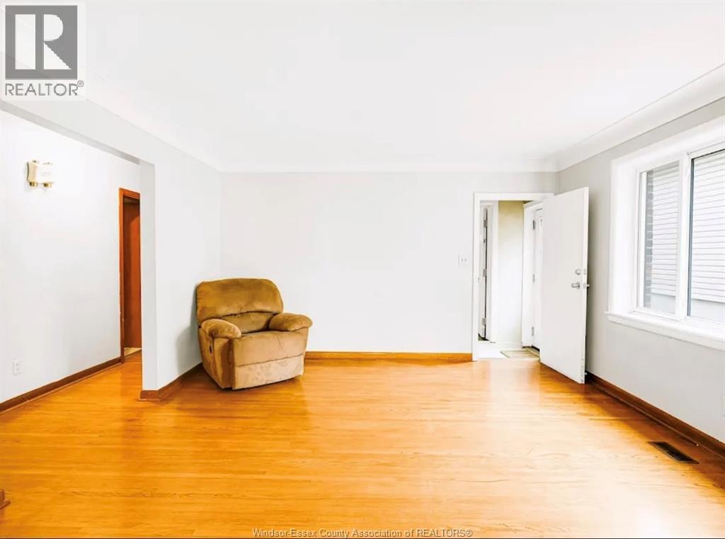 1637 Drouillard Unit# Main, Windsor — photo 4
