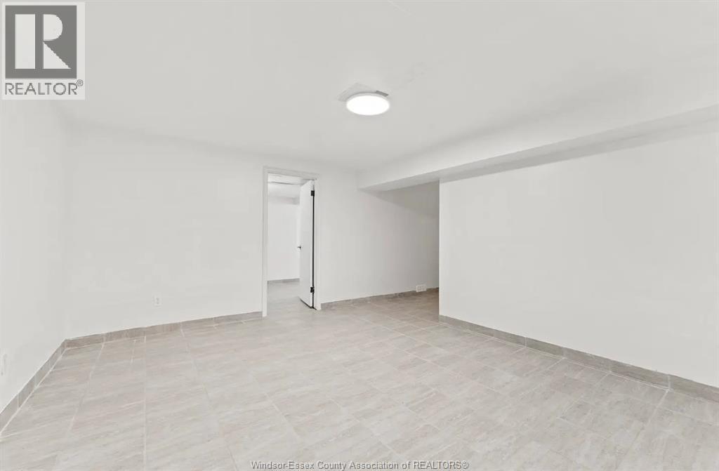 1637 Drouillard Unit# Lower, Windsor — photo 6