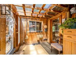 838 Sutil Point Rd, Cortes Island, BC V0P1K0 Photo 14