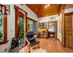 Kitchen - 838 Sutil Point Rd, Cortes Island, BC V0P1K0 Photo 8