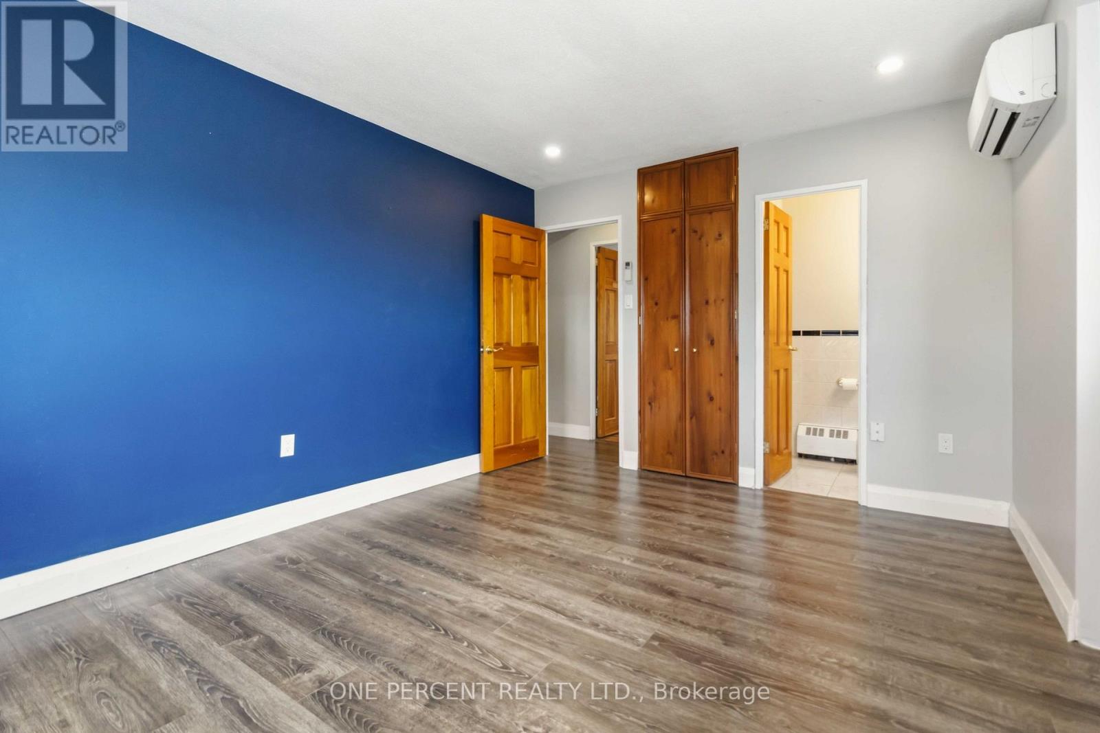 #1005 15 ELIZABETH STREET N - 20