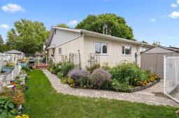 266 St Martin Boulevard, Winnipeg, MB R2C3X8 Photo 22