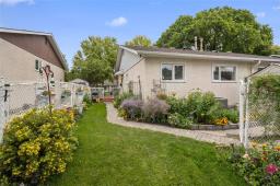 266 St Martin Boulevard, Winnipeg, MB R2C3X8 Photo 23