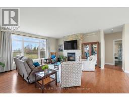 Kitchen - 10 Old Kingston Road, Rideau Lakes, ON K0G1L0 Photo 12