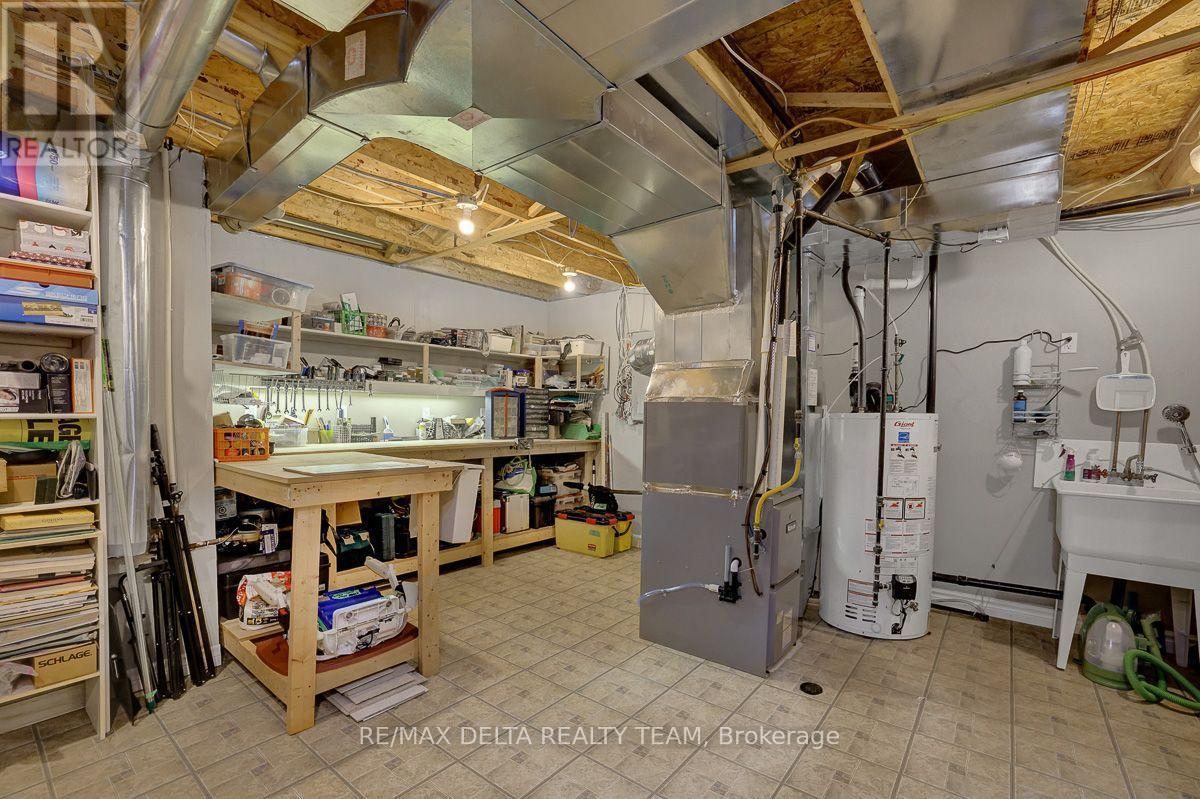 2 Bed, 3 Bath House for Sale in Ottawa – 1032 VALIN STREET, Ottawa – MLS# X13750594 - Image 38