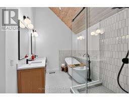 Bathroom - 377 Canboro Road, Pelham, ON L0S1M0 Photo 13
