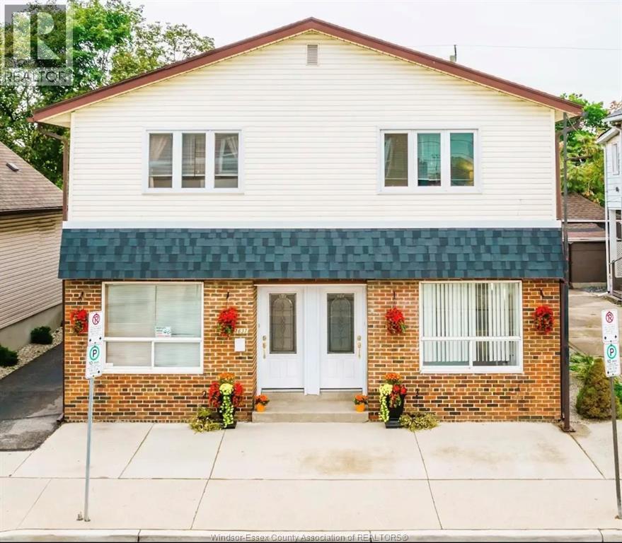 1637 Drouillard Unit# Upper, Windsor — photo 1