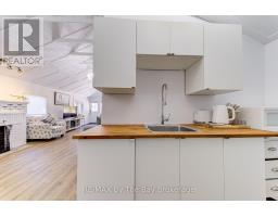278 Coastline Drive, Wasaga Beach, ON L9Z2M4 Photo 11