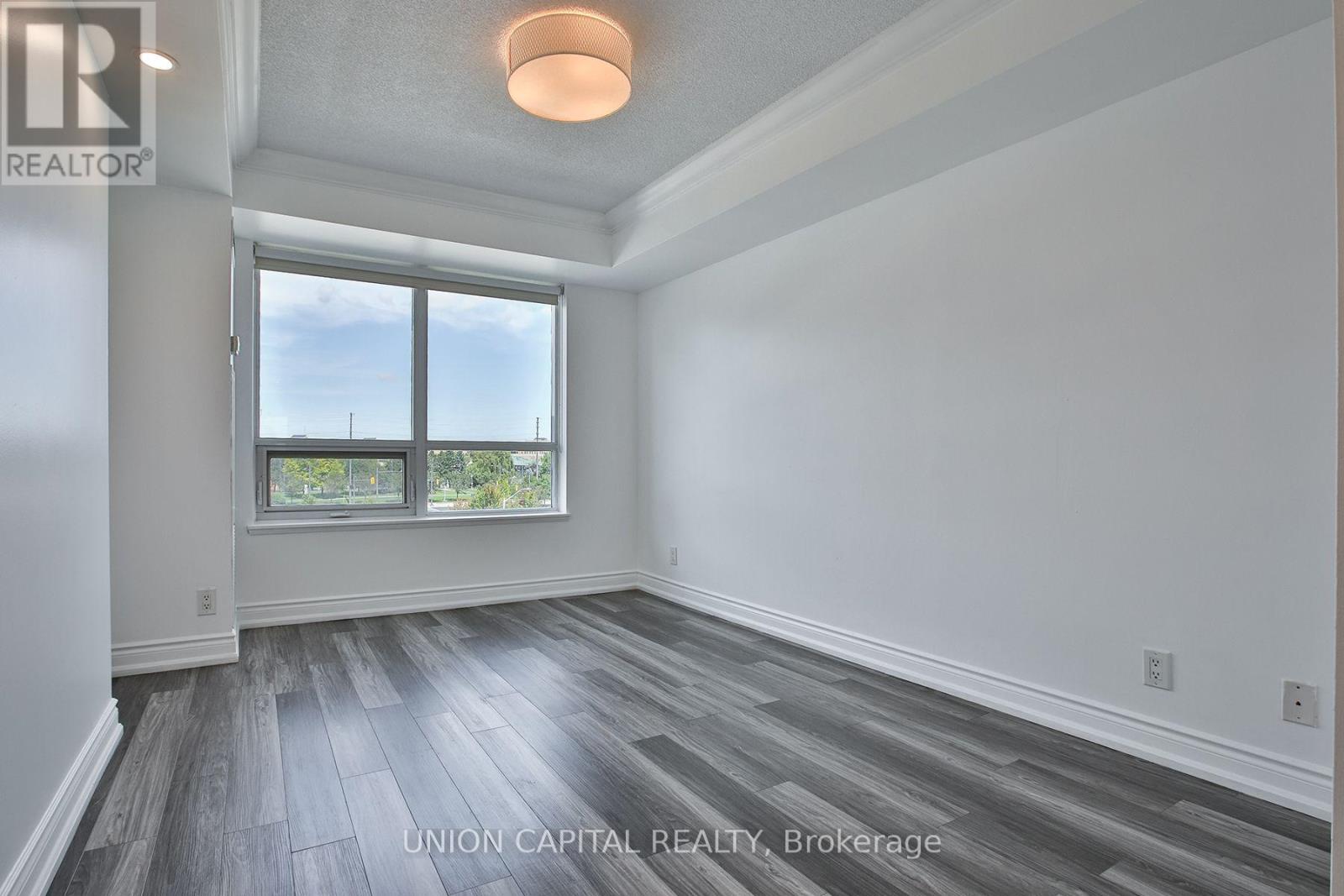 #612 32 CLEGG ROAD - 19