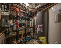 812 Bloor Street W, Toronto, ON M6G1L9 Photo 31