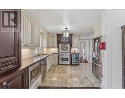 Living room - 1665 Asgard Drive, Mississauga, ON L5E3G5 Photo 6