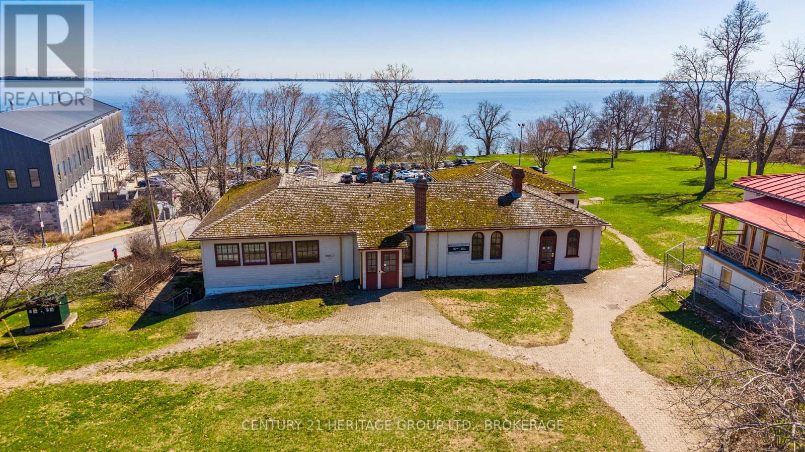440-462 King photo 4