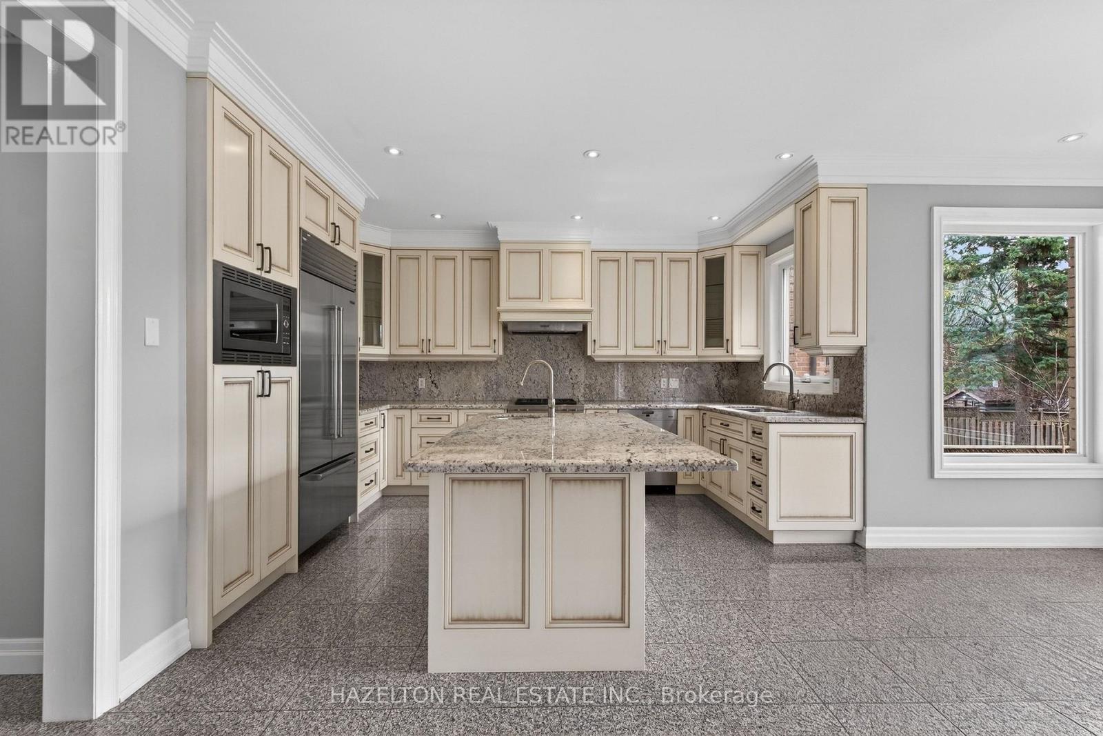 173 HOLMES AVENUE - 11