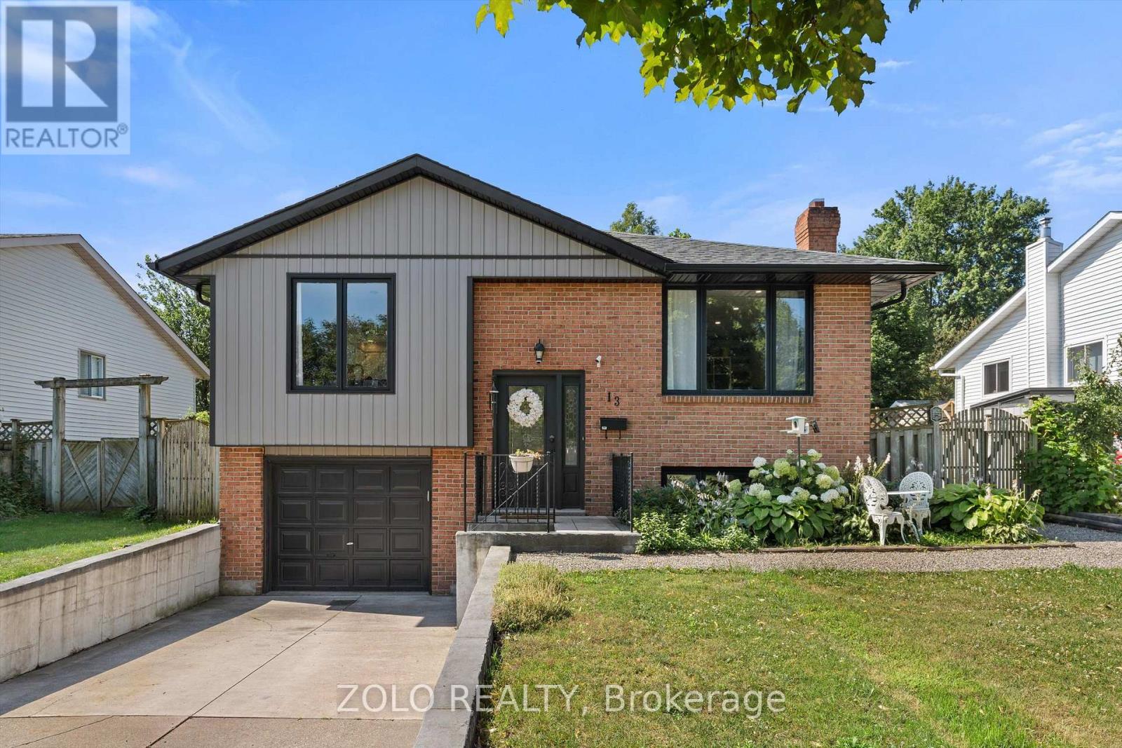 13 Cowan Drive, Thorold (Allanburg/Thorold South), Ontario, L2V4Y8, Thorold (Allanburg/Thorold South), Ontario — photo 4 of 5