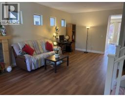 252 Jensen Street, New Westminster, BC V3M0E7 Photo 6