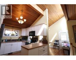 Bedroom - 3702 9th Avenue, Castlegar, BC V1N3T2 Photo 8