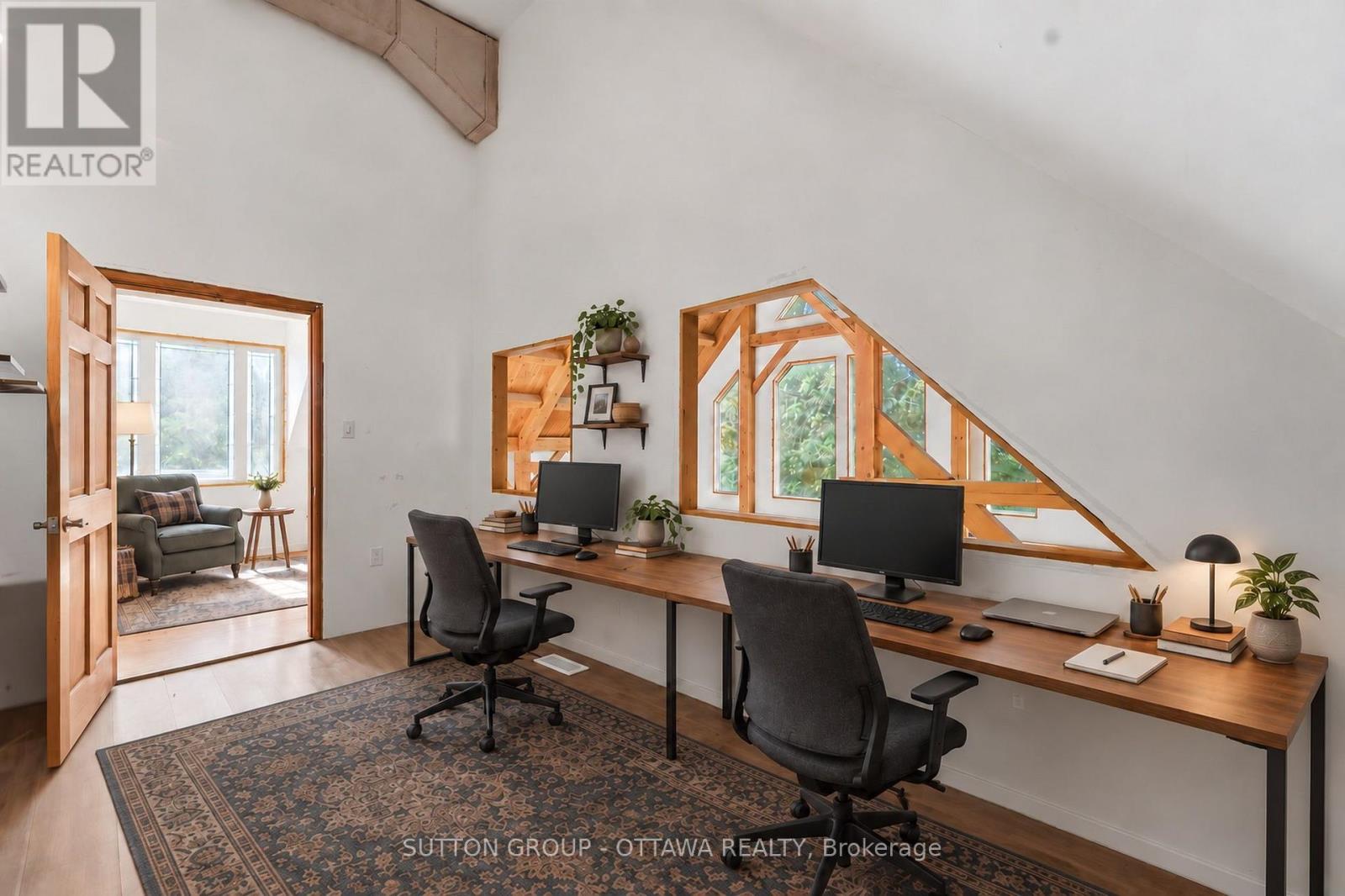 1715 CARSONBY ROAD E - 32