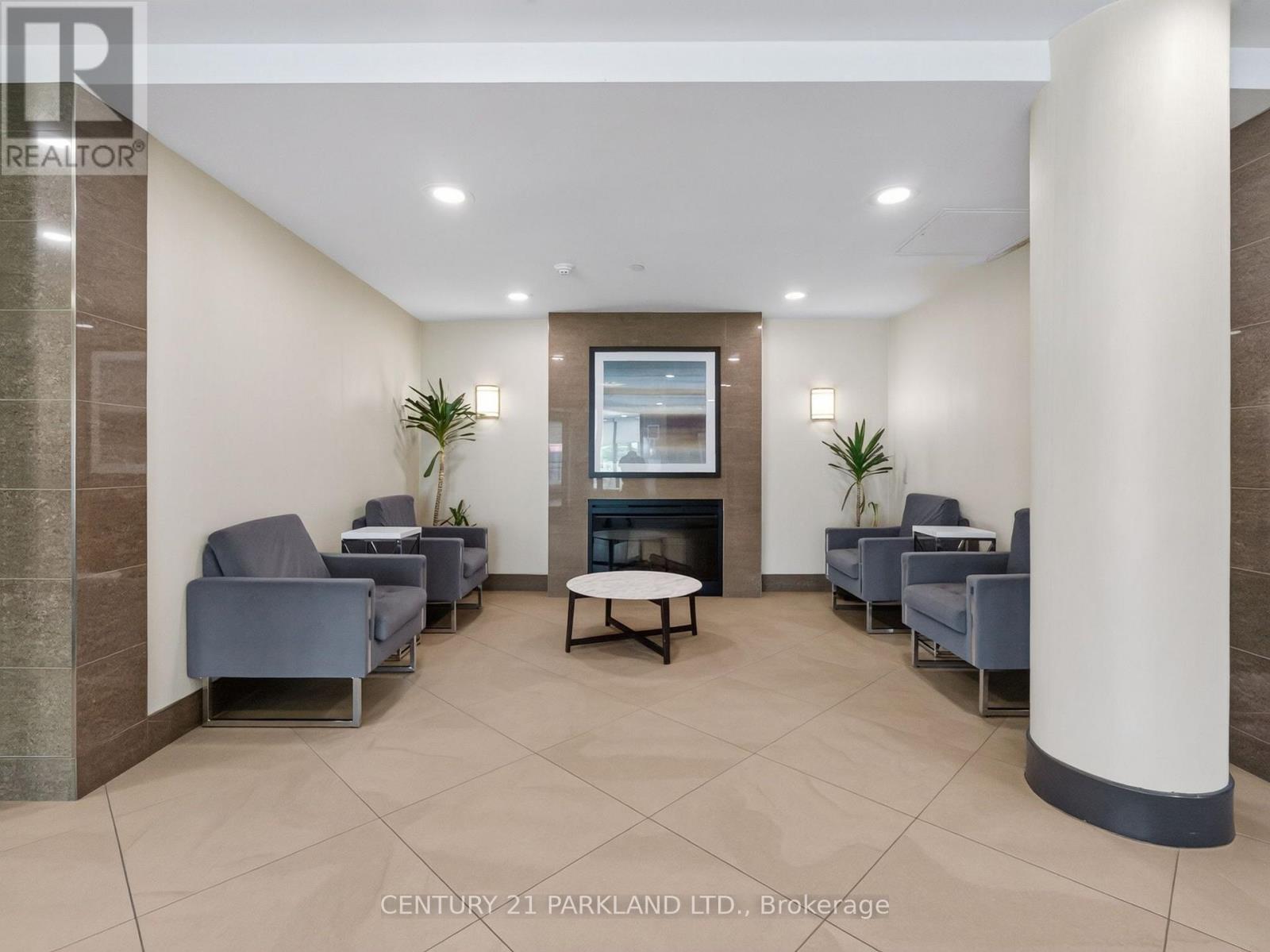 Photo of 206 - 330 ALTON TOWERS CIRCLE
