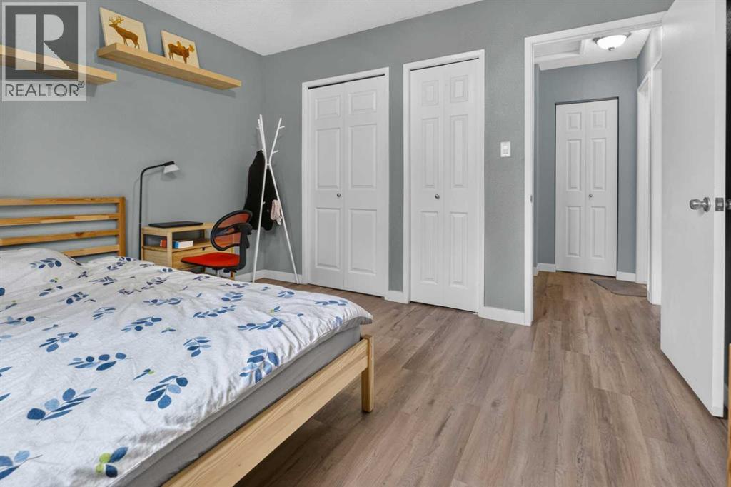 #38 4740 Dalton Drive NW - 24