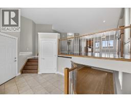 4pc Bathroom - 5 Vera Close, Olds, AB T4H0C3 Photo 7