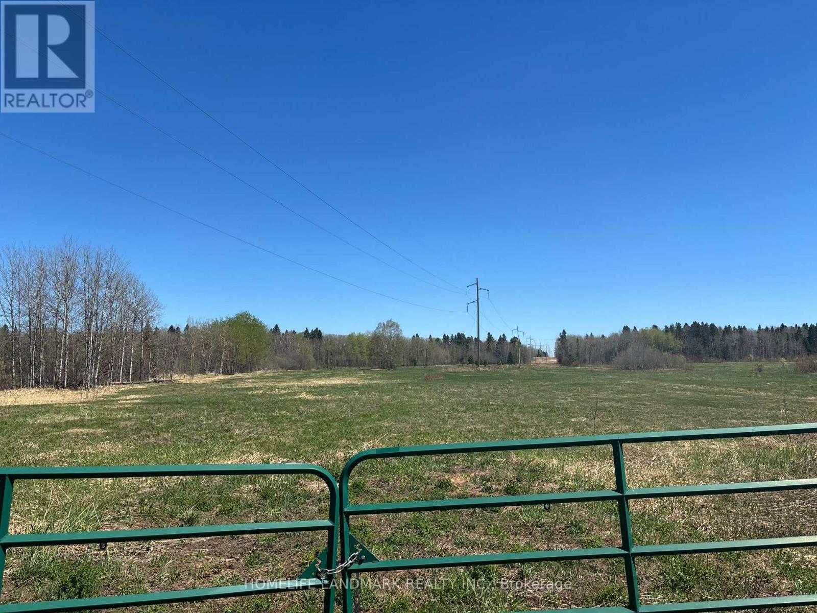 9 SKI HILL ROAD, Kapuskasing — photo 4